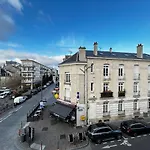 Une Bulle En Champagne T3 Hyper Centre Avec Balcon