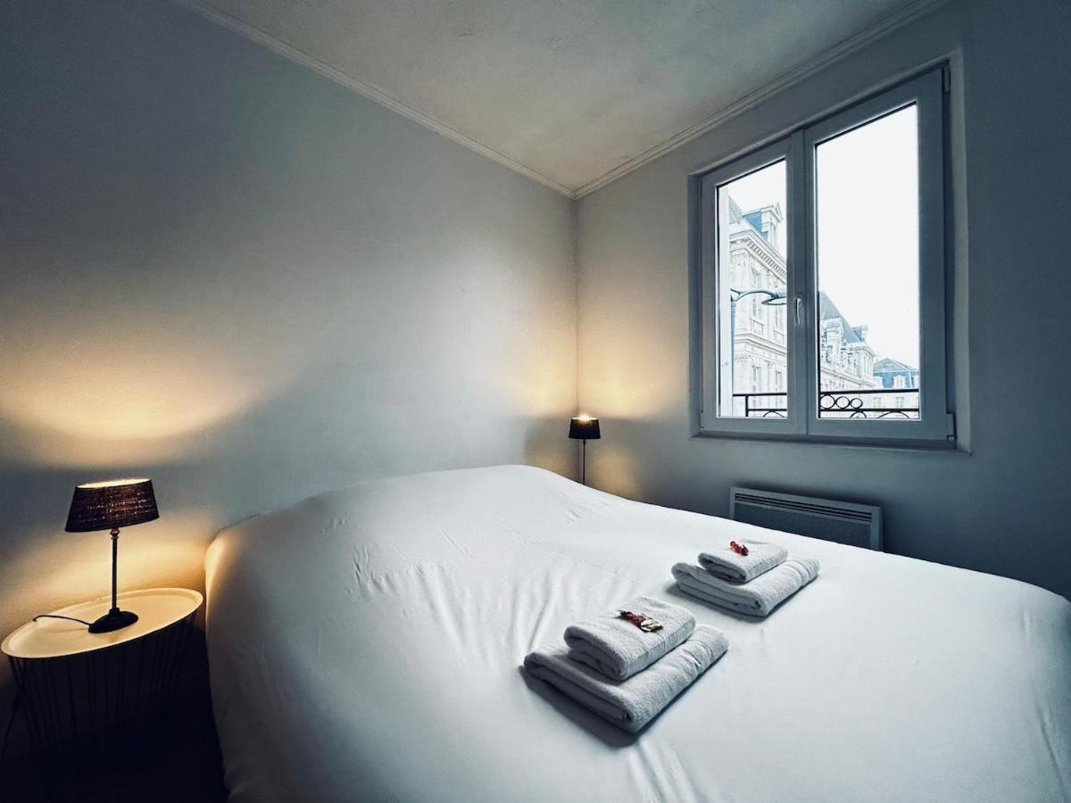 Bulle En Champagne T3 Hyper Centre Avec Balcon * Reims